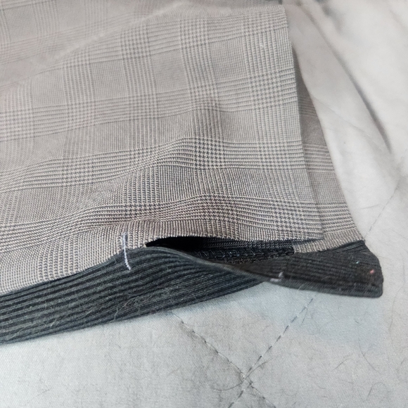 Athleta Brooklyn Ankle Pants Women 10 Plaid Gray Black Stretch Athleisure Slacks - Picture 3 of 8